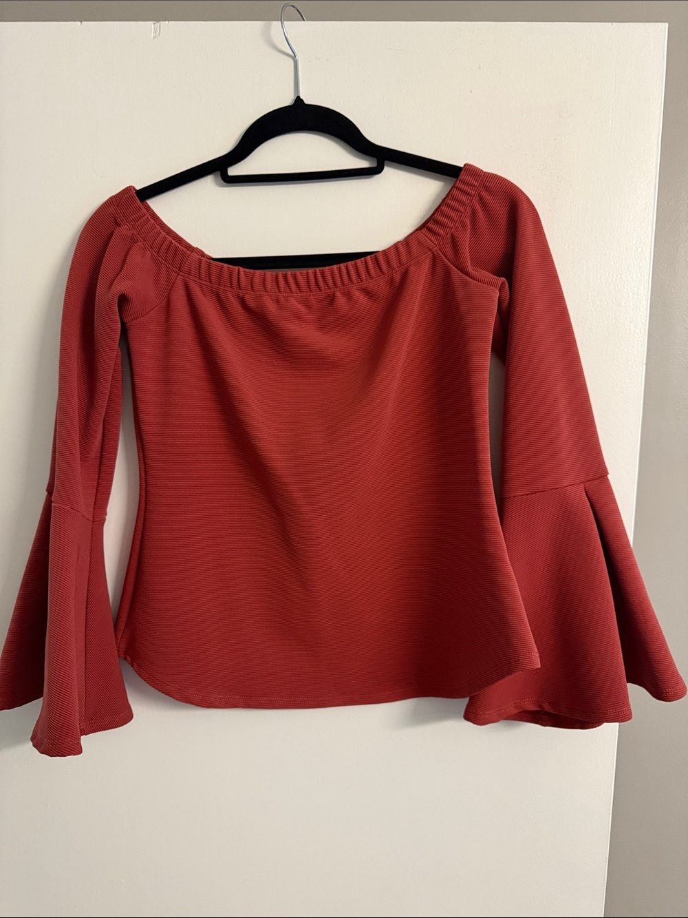 Leith Off-Shoulder Bell Sleeve Top - Rust Red